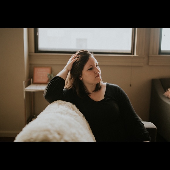 Meet your Posher, Megan - Picture 2 of 2